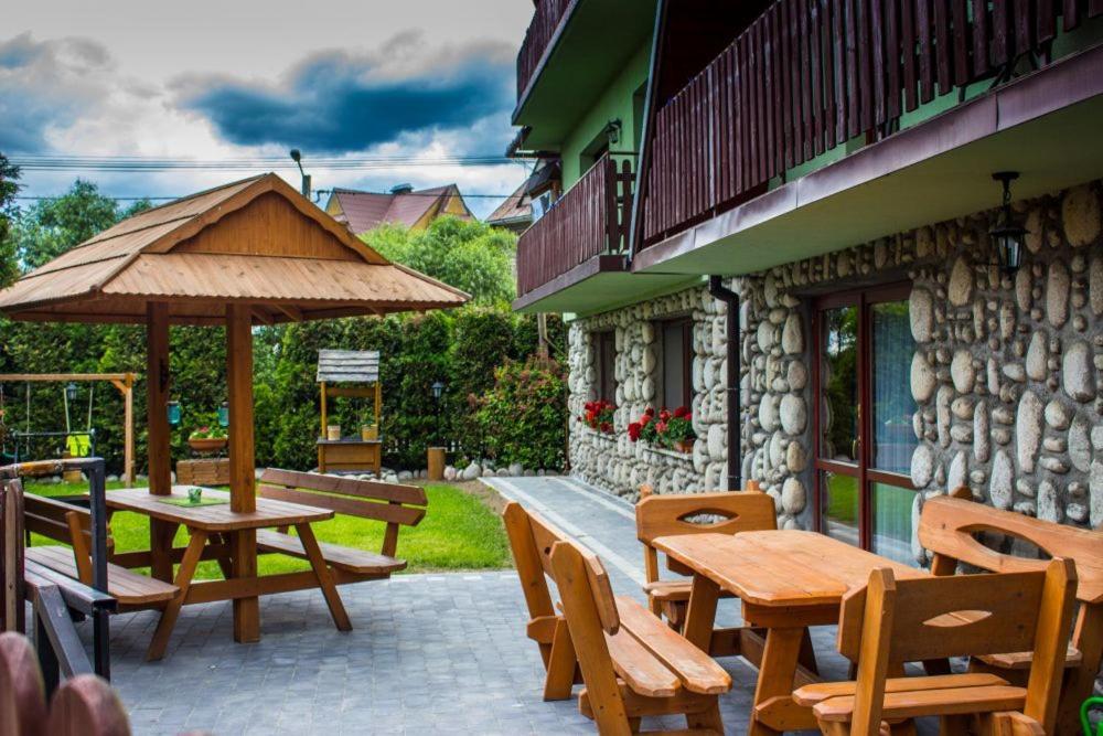 Rodzinny Dom I Apartamenty U Ciwersa Z Balia W Ogrodzie Bialka Tatrzanska Dış mekan fotoğraf