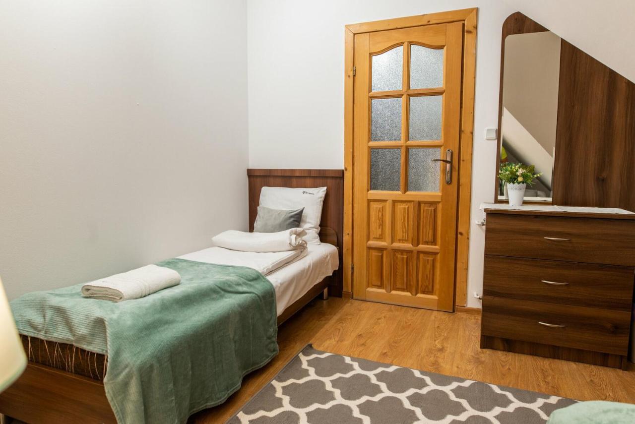 Rodzinny Dom I Apartamenty U Ciwersa Z Balia W Ogrodzie Bialka Tatrzanska Dış mekan fotoğraf