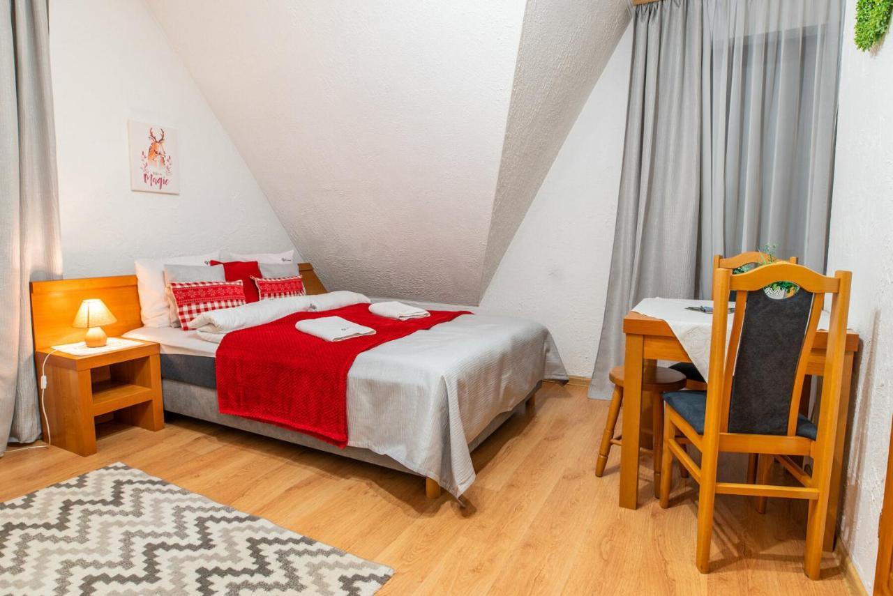 Rodzinny Dom I Apartamenty U Ciwersa Z Balia W Ogrodzie Bialka Tatrzanska Dış mekan fotoğraf