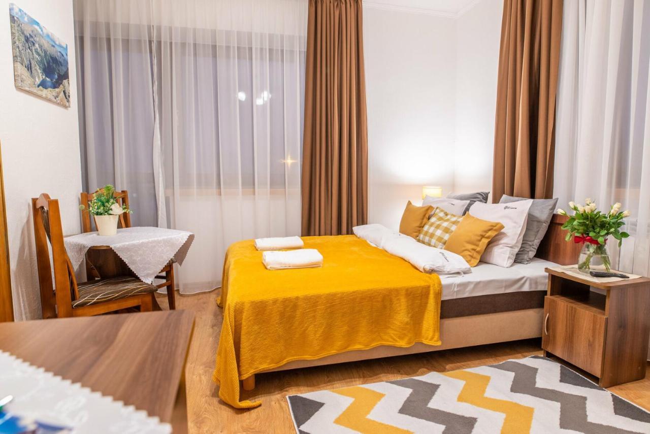Rodzinny Dom I Apartamenty U Ciwersa Z Balia W Ogrodzie Bialka Tatrzanska Dış mekan fotoğraf